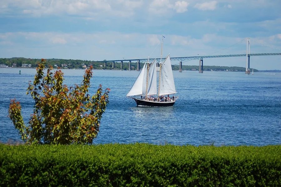 Complete Guide to Flights to Rhode Island: What You Need to Know
